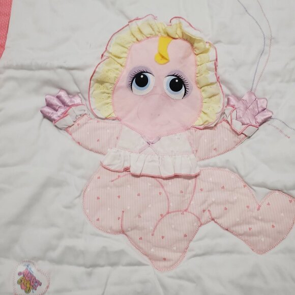 Vintage Muppet Babies Nursery Quilt Blanket With Miss Piggy Appliqué Pink Hearts - Picture 2 of 9